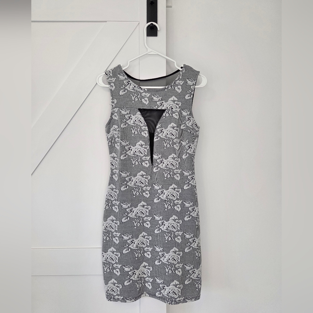 Floral Gray Sleeveless Dress